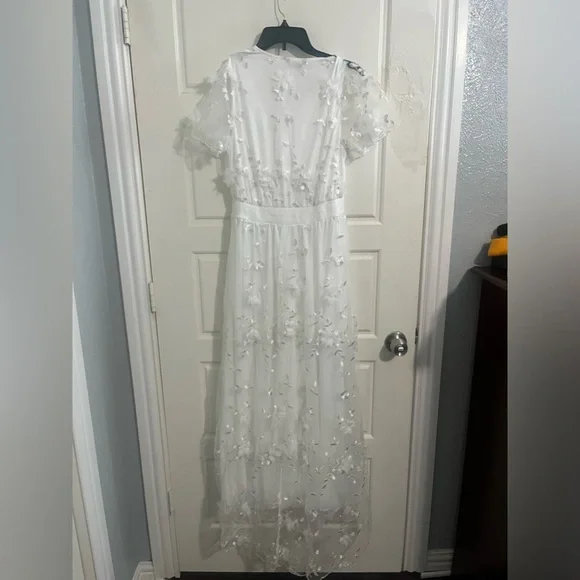 White lace maxi dress - Picture 3 of 5